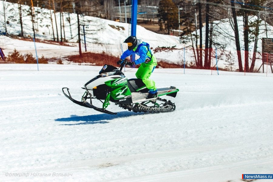 "Extreme SnowMobile Fest".             " "