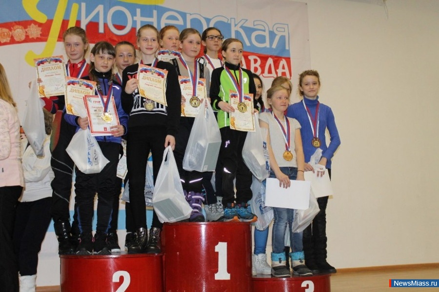 Удивила соперников. Юная миасская спортсменка привезла две медали с всероссийских соревнований по лыжным гонкам