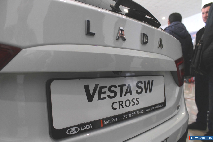 , , .   LADA Vesta SW Cross   "LADA "  