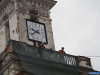 С башни на проспекте Автозаводцев сняли часы