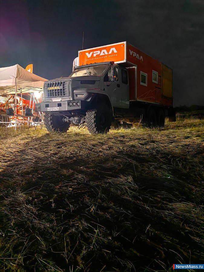 URAL MOTORSPORT:    "".             -