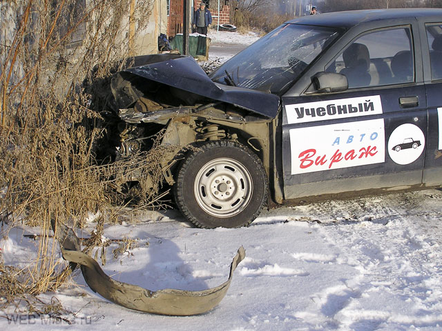 Автомобиль автошколы мастер попал в дтп