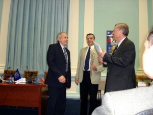 "����" - ������� �������� "100 ������ ������� ������"