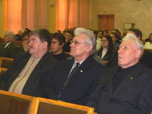 ����������� � ����� 100-����� ��������