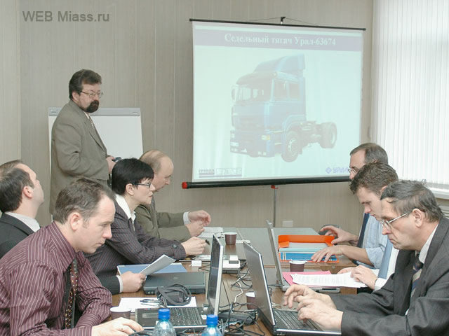 ""  .  "Renault Trucks"     ""   