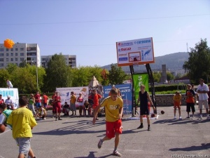 �� ����� �������� 32 �������