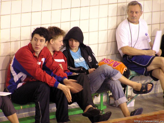  -.       V   "-2008"