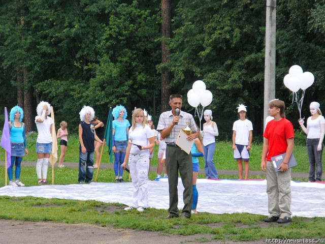 ���� ������ � "�������". � ������� ������ "������" ������ ����� ����������� �������� ���������� ��������������� �������