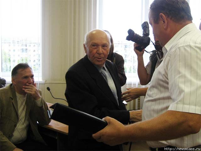  ""    .         ,  ,   