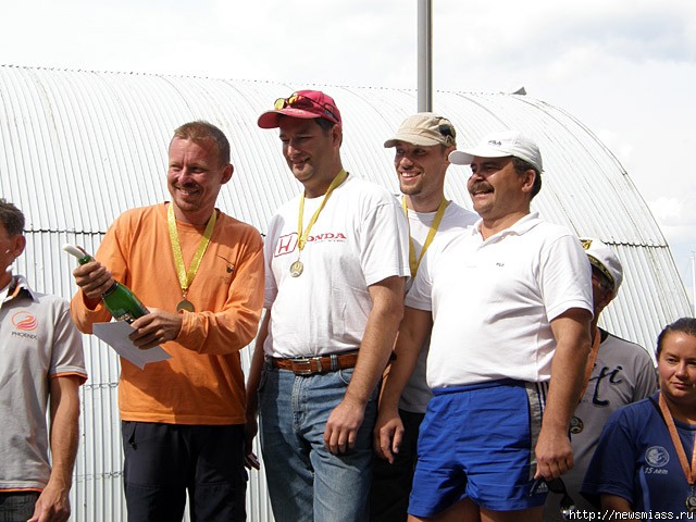   --2009  .     - ""  ""     