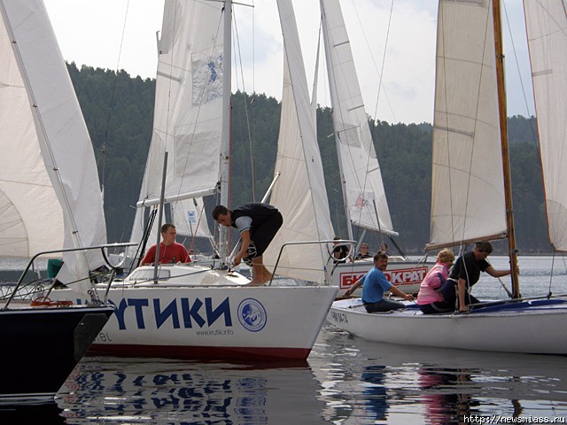   --2009  .     - ""  ""     