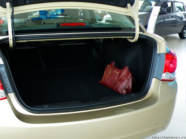 Chevrolet Cruze  .    Chevrolet Cruze    ""