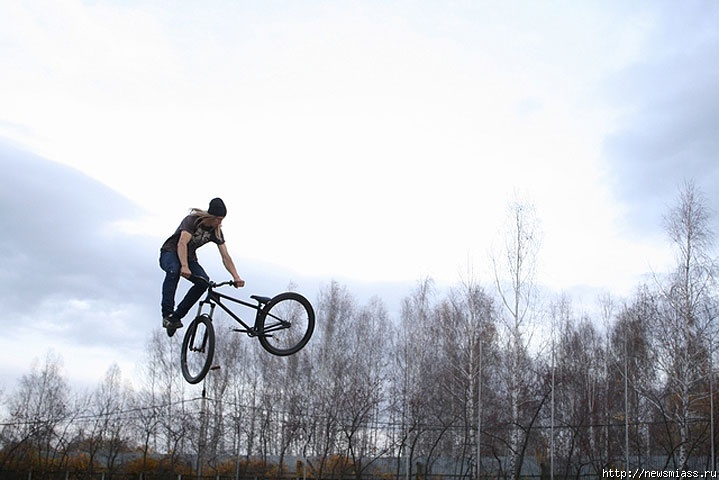 , , .     bmx-    