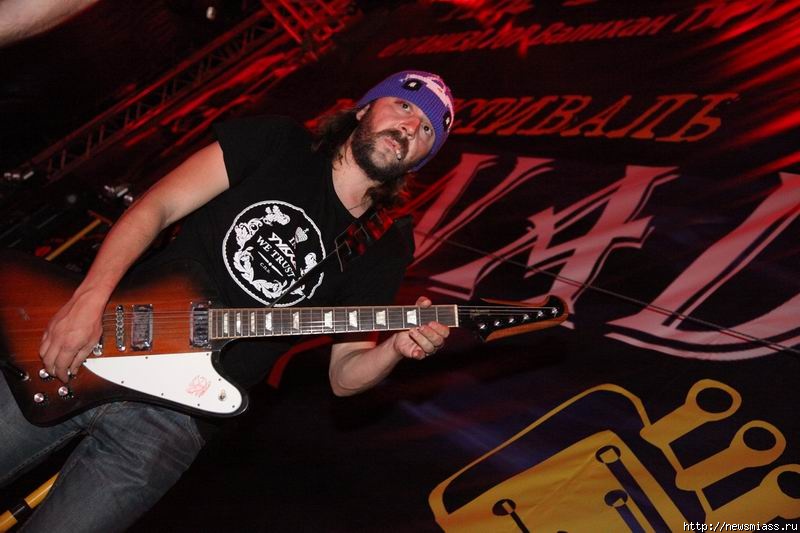 ������ � ������ ���� ���������. ������������� � ������� ���������� ���� �� �������� ������ ��������� ����������� �������� � �������� �������������