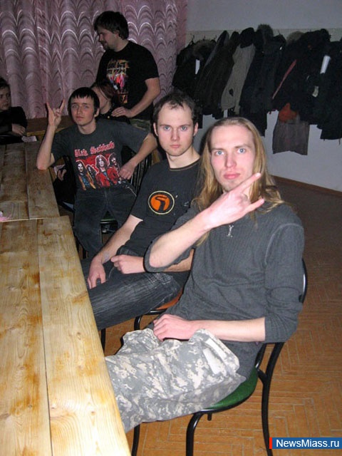     .   ""         Black metal