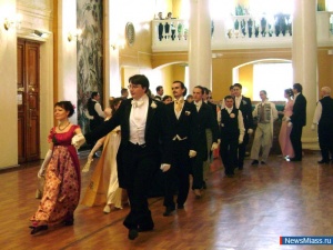 "�����������" ����� � �������