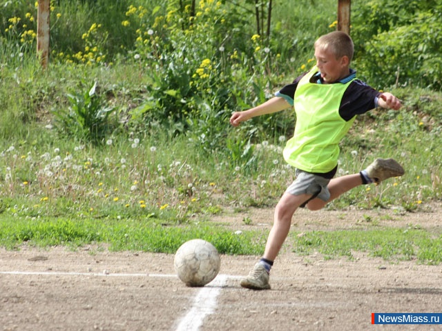 "-1"  ""   .   1/8       " 2011 "