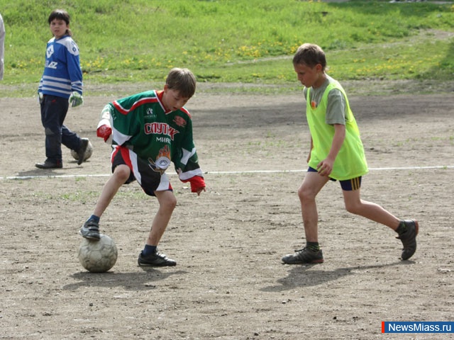 "-1"  ""   .   1/8       " 2011 "