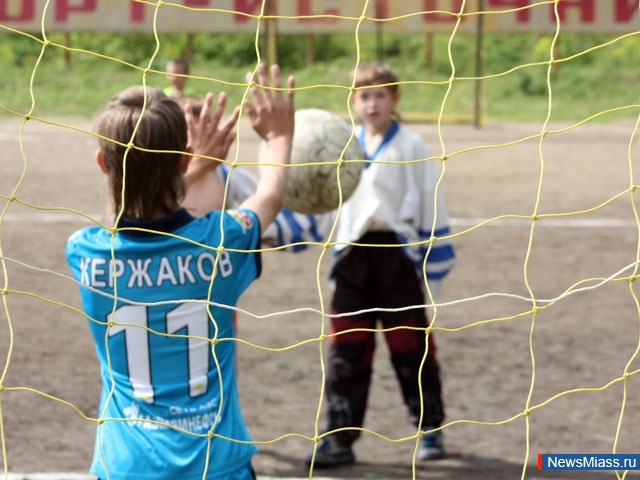 "-1"  ""   .   1/8       " 2011 "