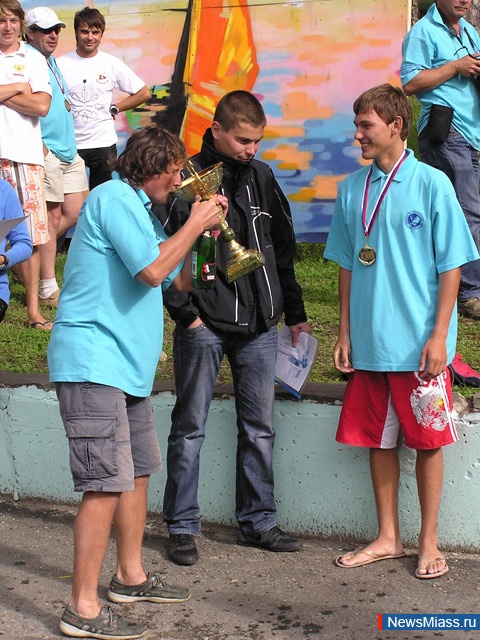     .         " .  2011"