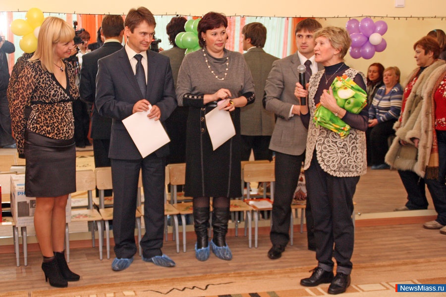    98   . 1            98