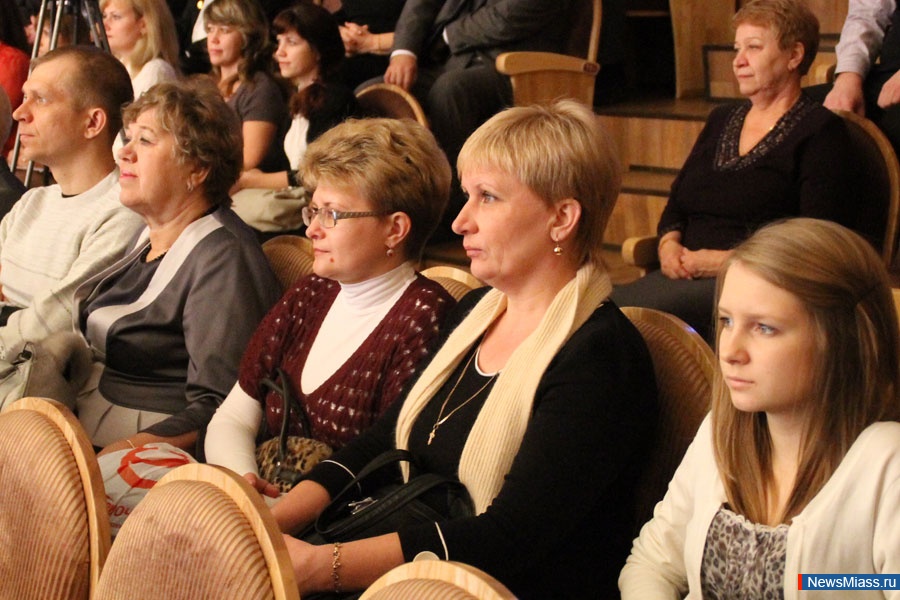     .       -  ,  70-   ""