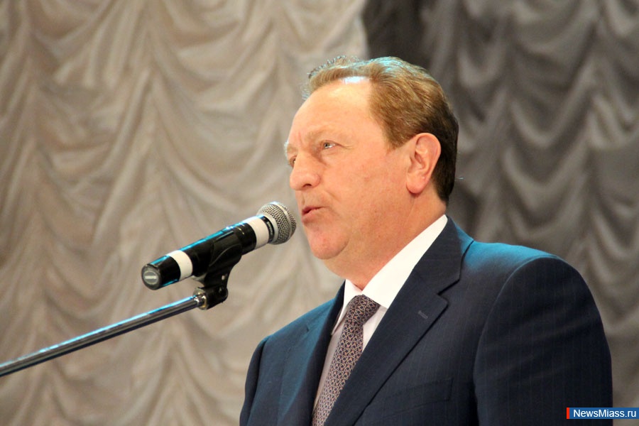     .       -  ,  70-   ""