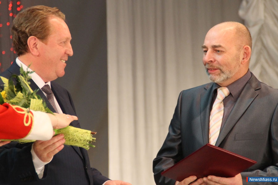     .       -  ,  70-   ""