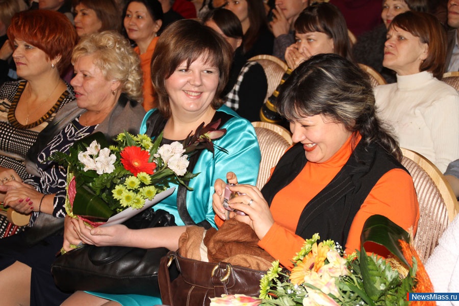     .       -  ,  70-   ""