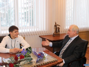 �������� �������� ����� �����