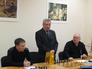 �. �����, �. �������, �. �������