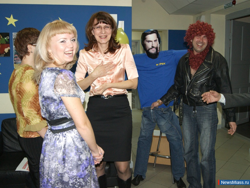   "" -   .    " ""      "Star`s party"