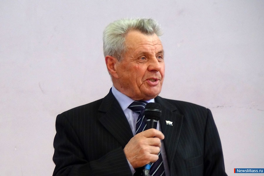 "     ".    21  ,   ,     