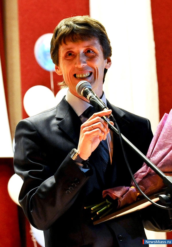     ?.              "  - 2012"