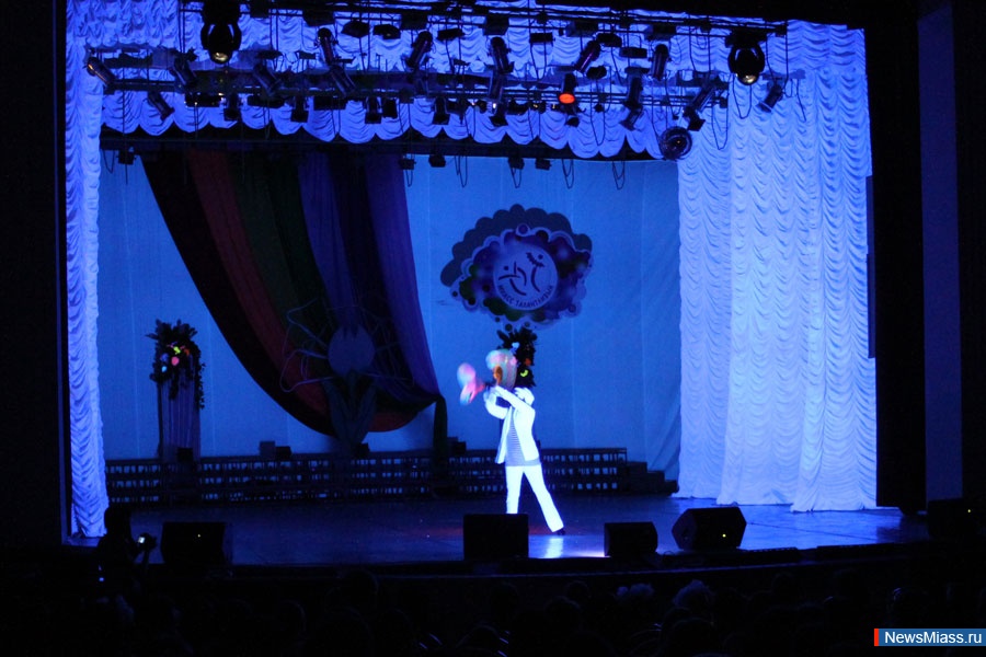  ""  .            " "