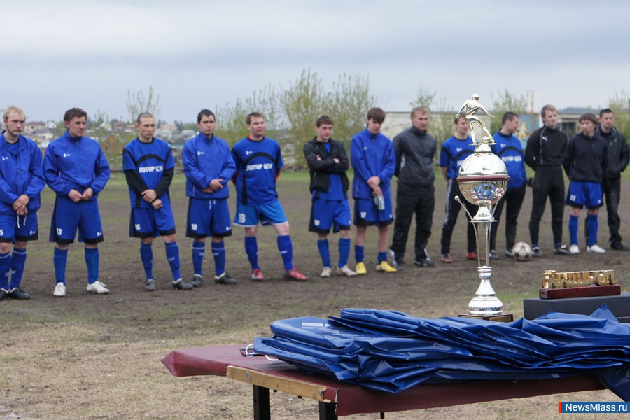   "-".              "-"