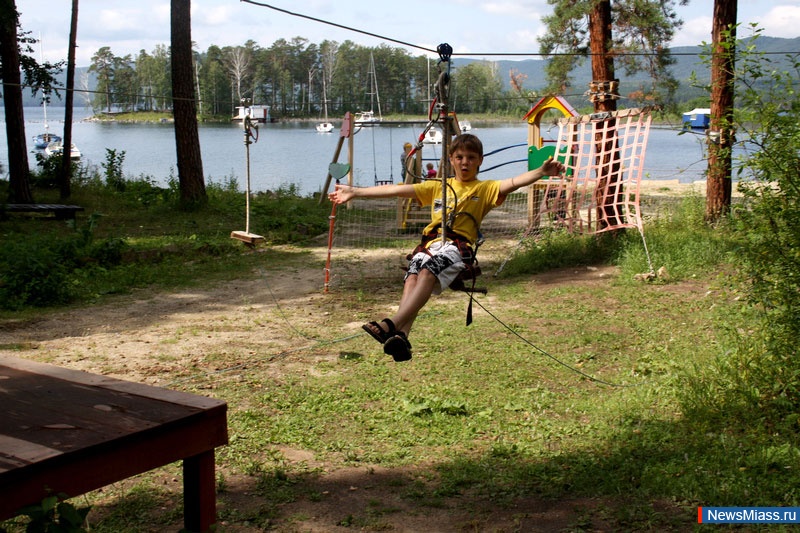    .    "Green-White"   "" -     