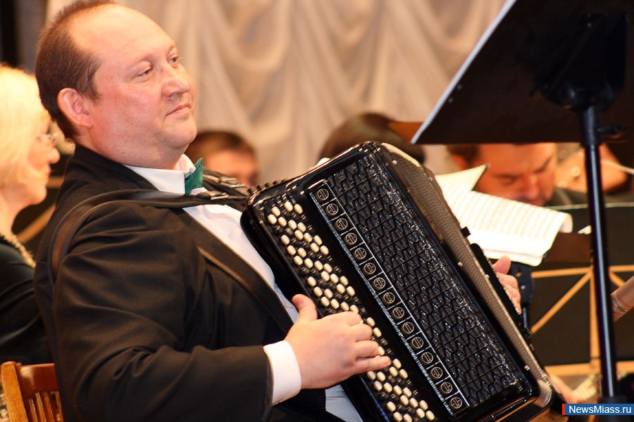 , ""! ,  !.    ""      II   "    "