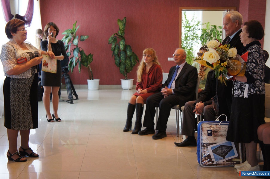 ������ ������. ����������� ����-����������� ����� ����������� � �����