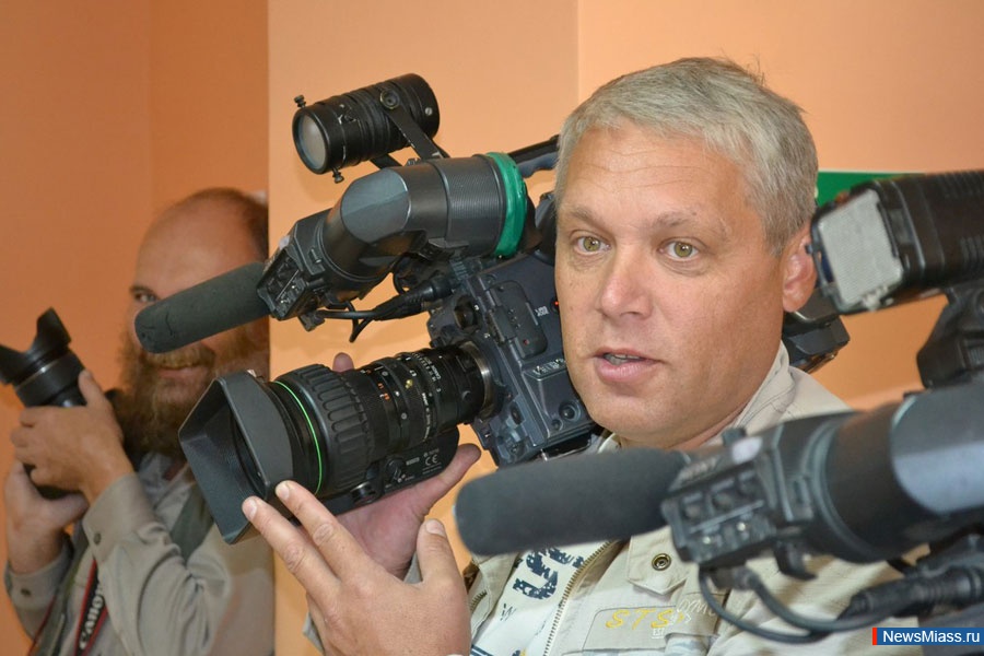  "-" - 20 .  "-"   20-     