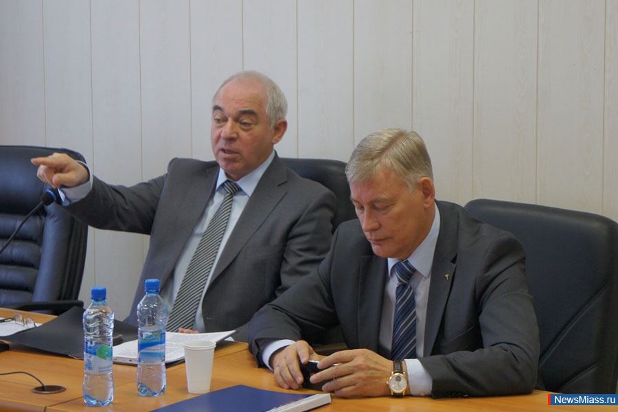 41-   .          11 ,    