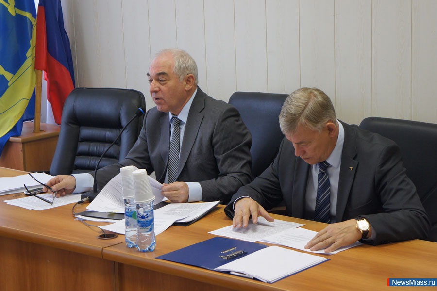 41-   .          11 ,    