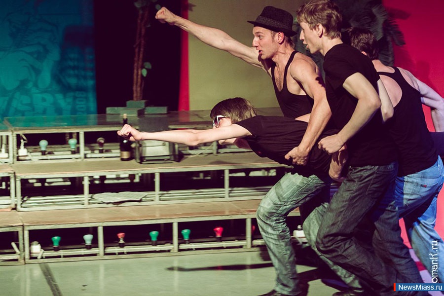 �� ����������� �����!. ������������� ��������� ��������� ����������� ����������� "�����, �����!" ������ � �������� ������-������ "������"