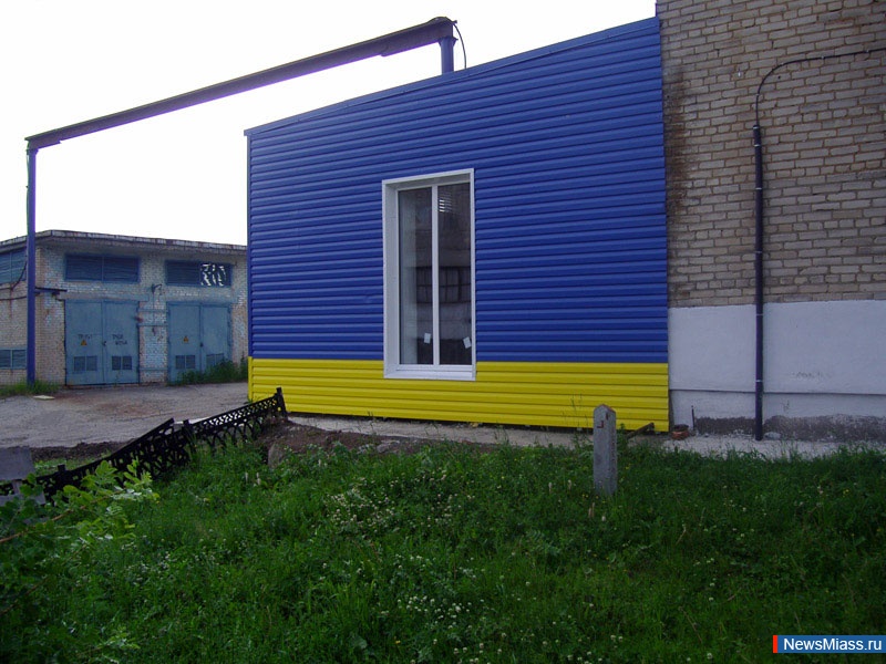   - . 9            -       ""