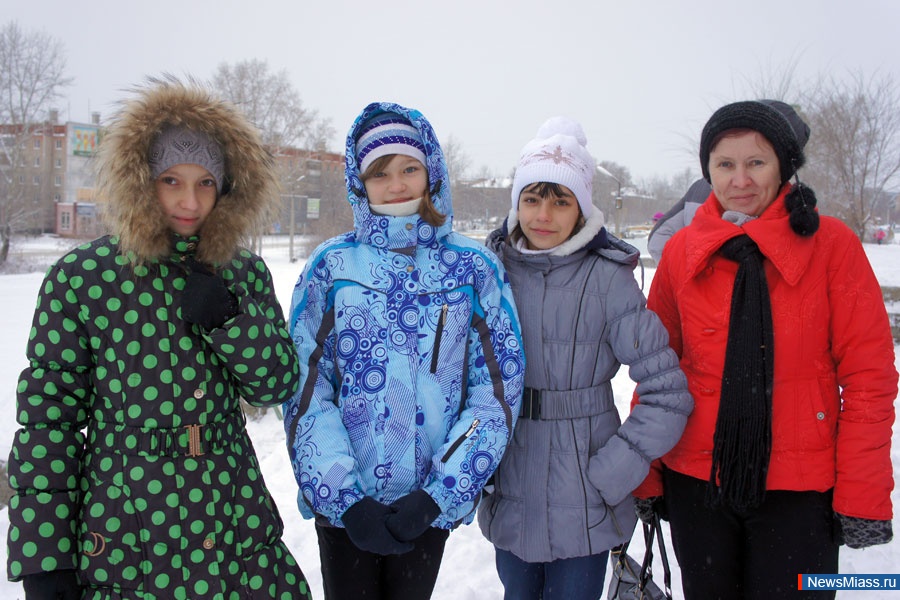    .           "",        22 