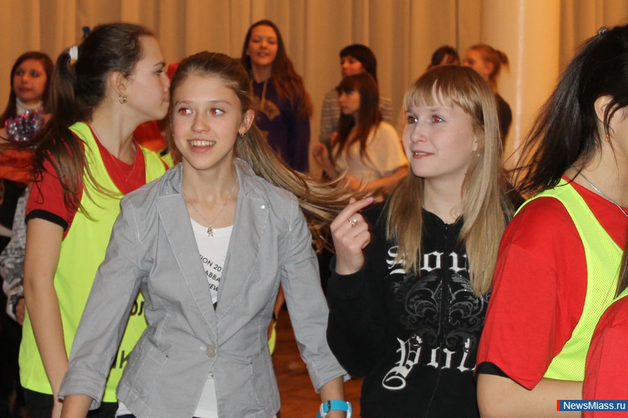  " !".                4