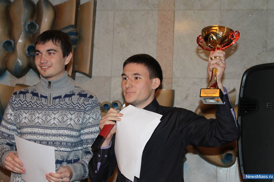  " !".                4