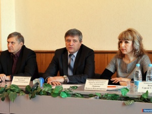 "�����" �������� ����� ����