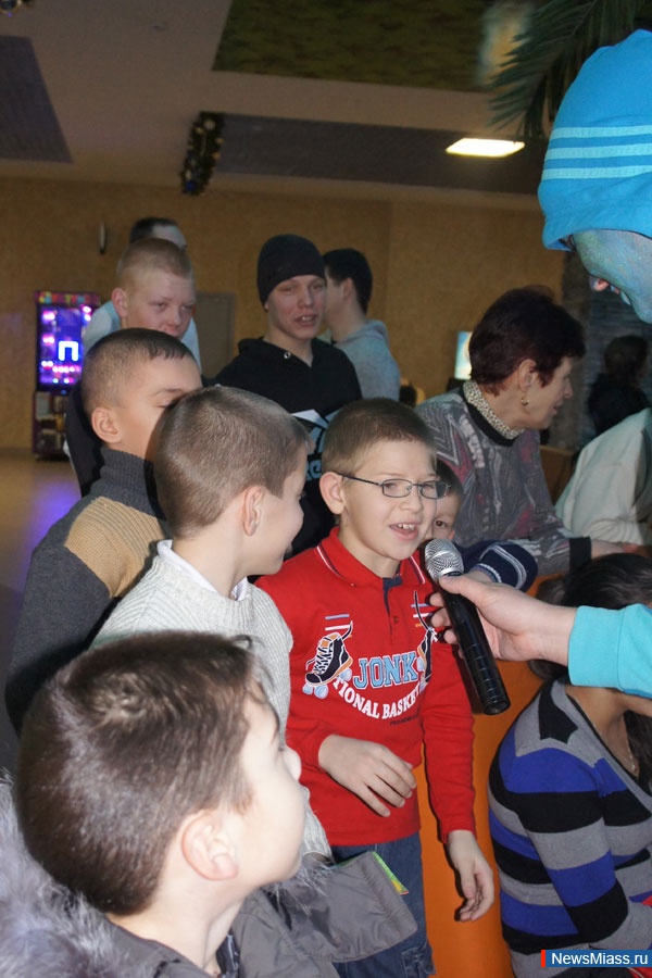 " "   .   ""   " "     " "   3D