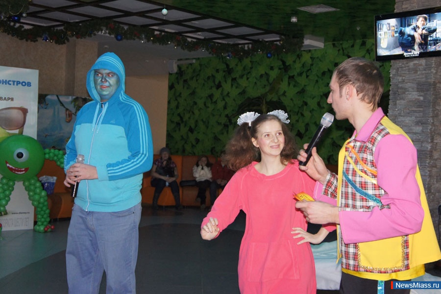 " "   .   ""   " "     " "   3D